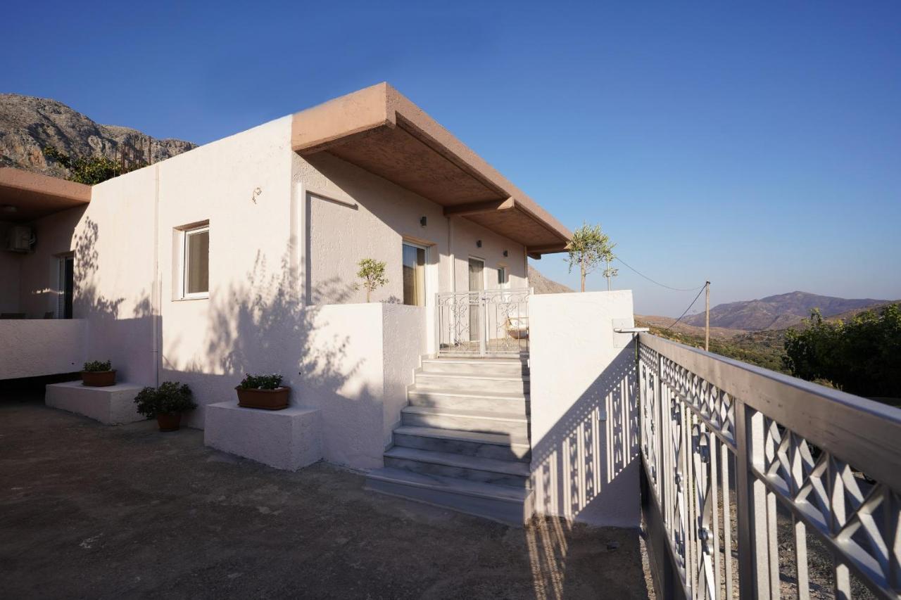 Villa Tzekos Kendrochori Buitenkant foto