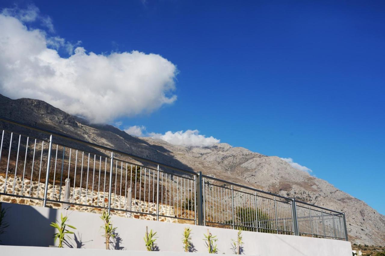 Villa Tzekos Kendrochori Buitenkant foto